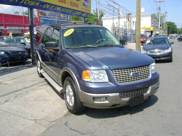 Ford Expedition 2004 photo 3