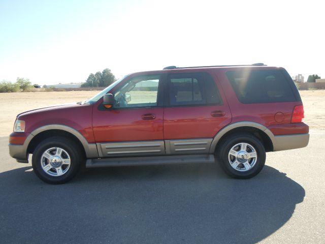 Ford Expedition 2004 photo 4