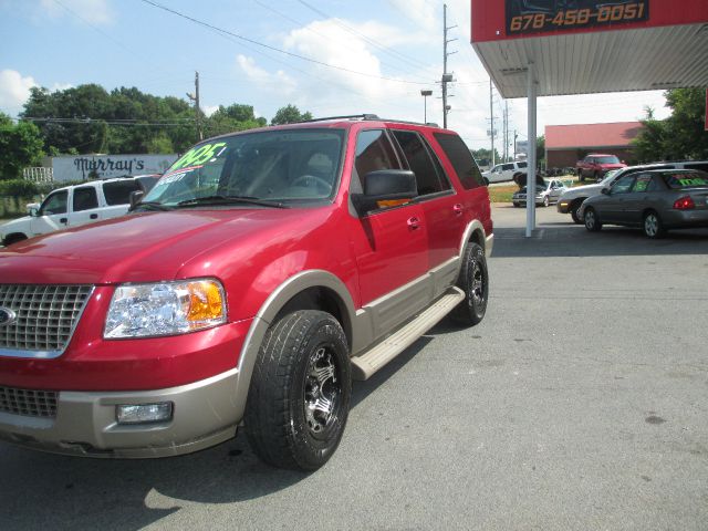 Ford Expedition 2004 photo 1