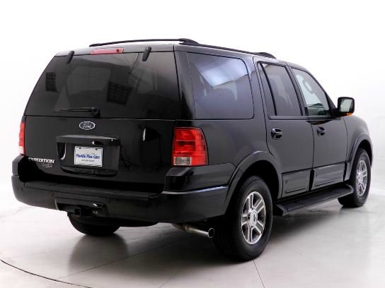 Ford Expedition 2004 photo 3