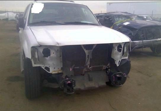 Ford Expedition 2004 photo 3