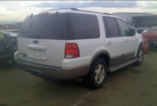 Ford Expedition 2004 photo 4