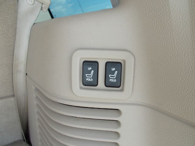 Ford Expedition 2004 photo 3