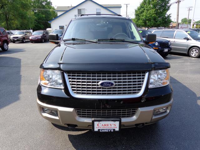 Ford Expedition 2004 photo 2