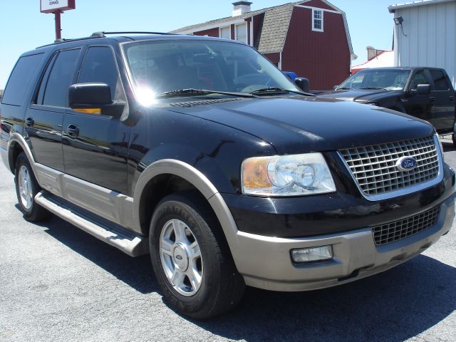 Ford Expedition 2004 photo 3