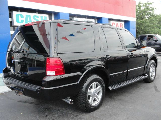 Ford Expedition 2004 photo 4