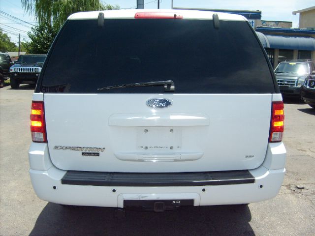 Ford Expedition 2dr HB Man Spec SUV