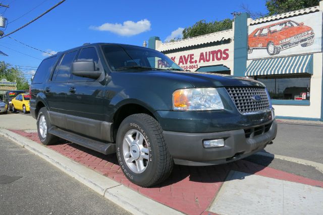 Ford Expedition 2004 photo 3