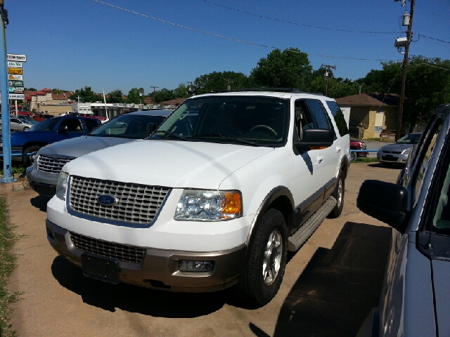 Ford Expedition 2004 photo 3