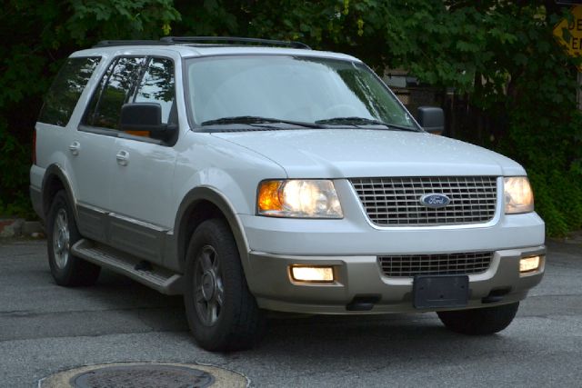 Ford Expedition 2004 photo 14