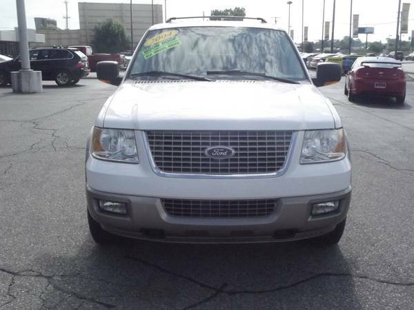 Ford Expedition 2004 photo 1