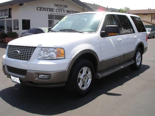 Ford Expedition 2004 photo 3