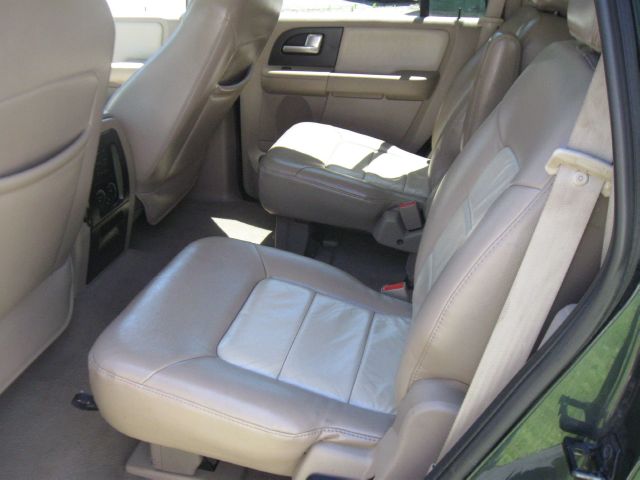 Ford Expedition 2004 photo 10