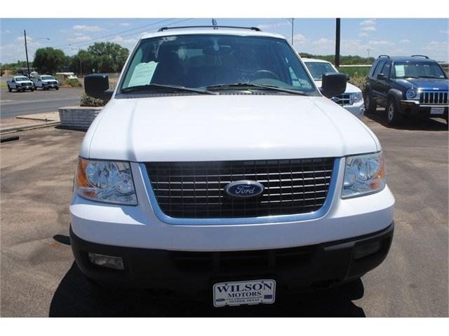 Ford Expedition 2004 photo 1