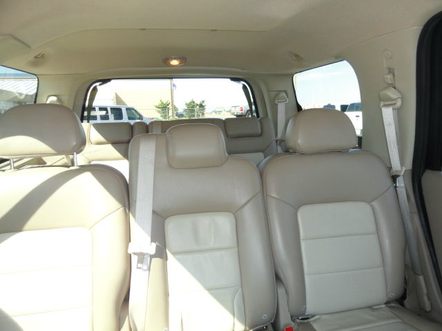 Ford Expedition 2004 photo 12