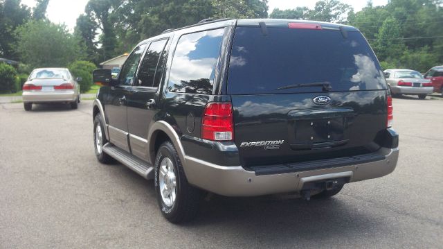 Ford Expedition 2004 photo 5