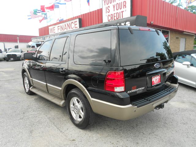 Ford Expedition 2dr HB Man Spec SUV