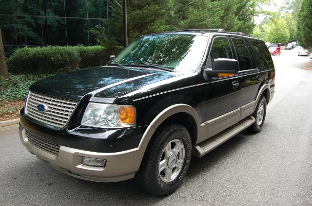 Ford Expedition 2004 photo 3