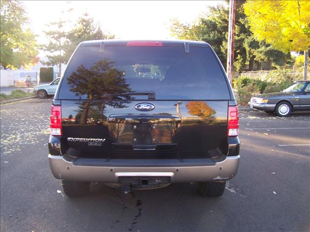 Ford Expedition 2004 photo 4