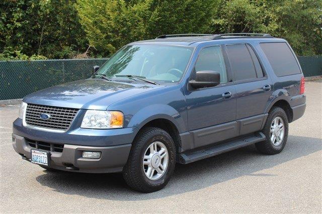 Ford Expedition 2004 photo 1