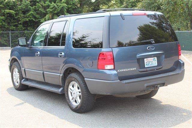 Ford Expedition 2004 photo 3