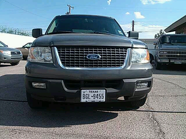 Ford Expedition 2004 photo 4