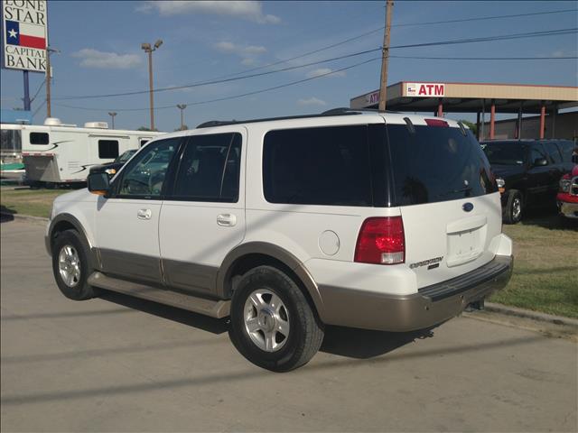 Ford Expedition 2004 photo 2