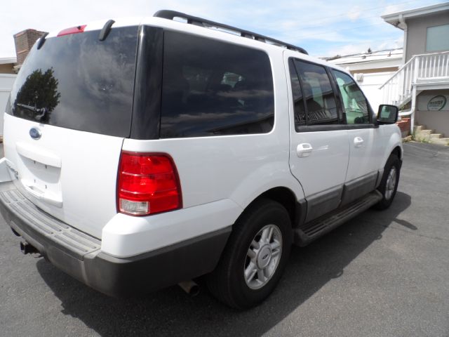 Ford Expedition 2005 photo 11