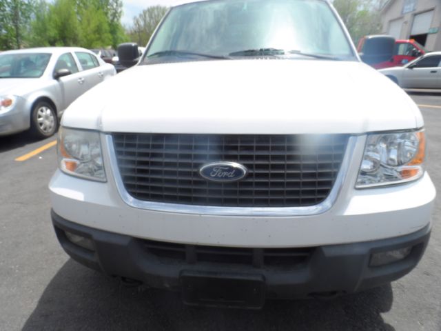 Ford Expedition 2005 photo 12