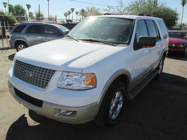 Ford Expedition 2005 photo 1