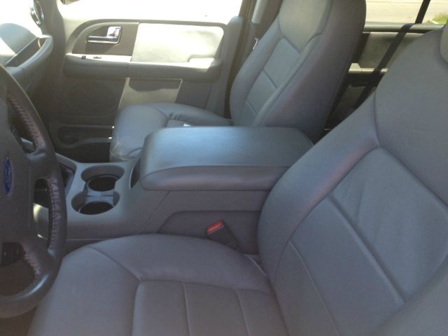 Ford Expedition 2005 photo 3