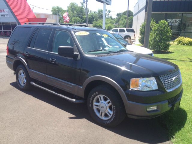 Ford Expedition 2005 photo 4