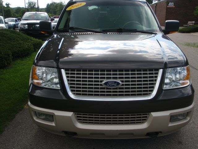 Ford Expedition 2005 photo 4