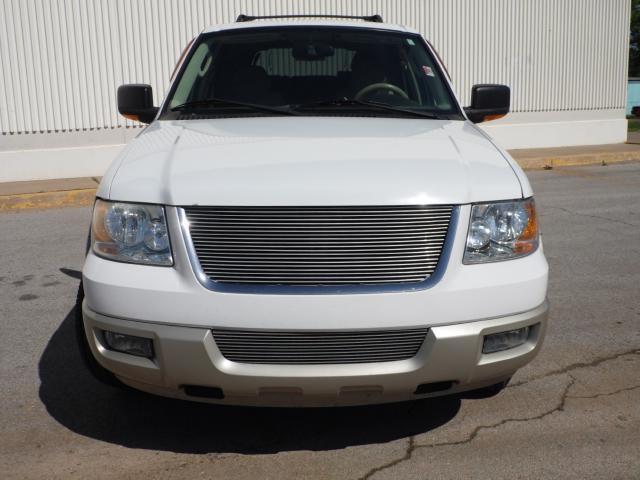 Ford Expedition 2005 photo 22