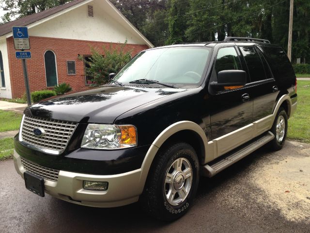 Ford Expedition 2005 photo 1