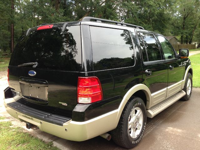 Ford Expedition 2005 photo 2