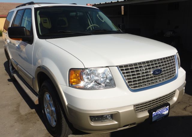 Ford Expedition 2005 photo 1