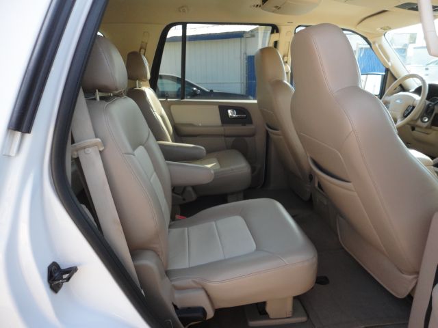 Ford Expedition 2005 photo 12