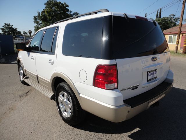 Ford Expedition 2005 photo 16