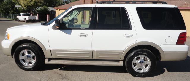 Ford Expedition 2005 photo 18