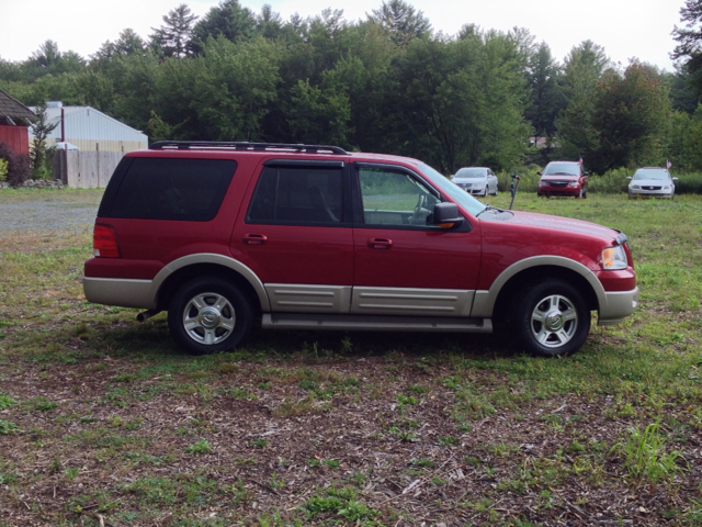 Ford Expedition 2005 photo 2