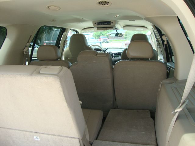 Ford Expedition 2005 photo 1