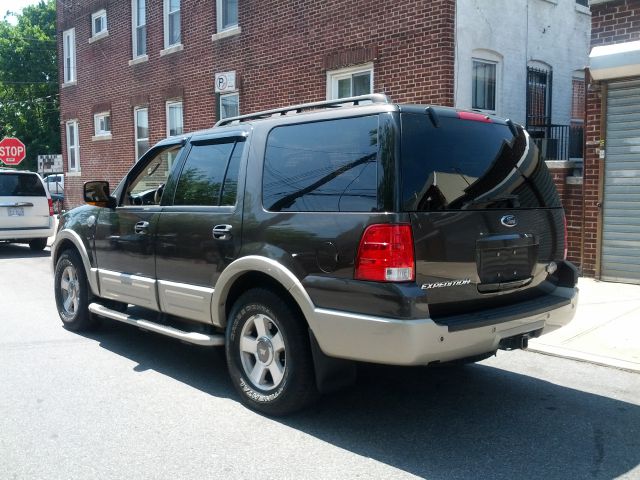 Ford Expedition 2005 photo 3