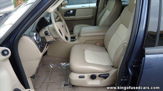 Ford Expedition 2005 photo 4