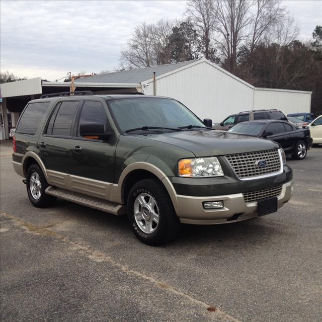 Ford Expedition 2005 photo 2