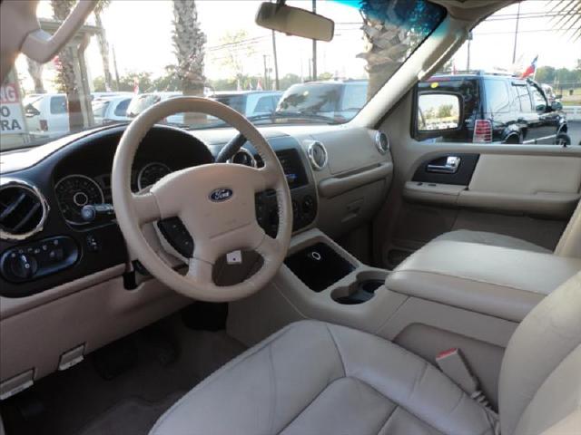 Ford Expedition 2005 photo 3