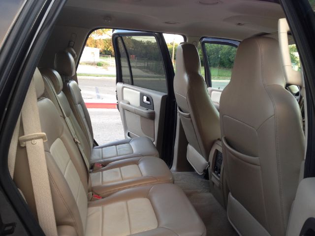 Ford Expedition 2005 photo 4