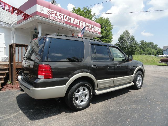 Ford Expedition E320 - Extra Sharp SUV