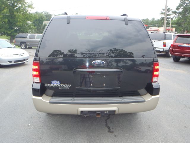 Ford Expedition 2005 photo 3