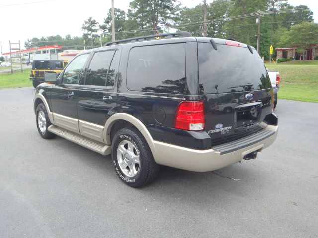 Ford Expedition 2005 photo 4